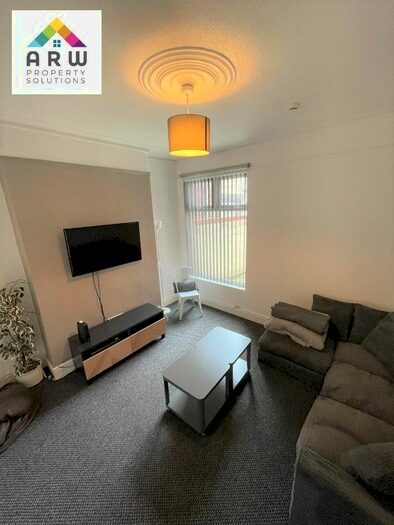 5 Bedroom Terraced House To Rent In Ferndale Road, Liverpool, Merseyside, L15