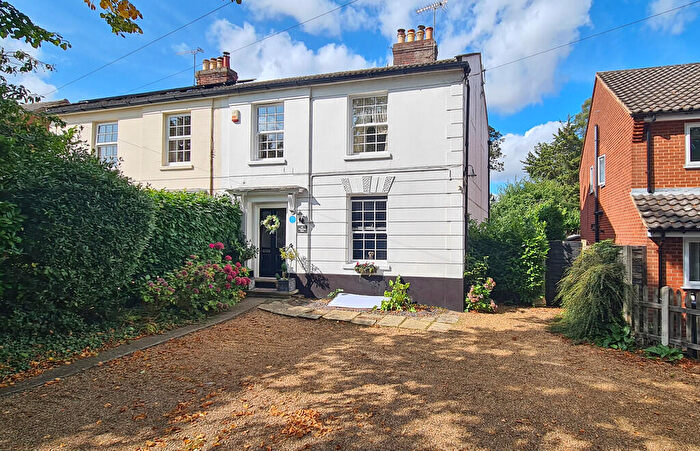 5 Bedroom Semi-Detached House For Sale In Mundesley Road, North Walsham, NR28