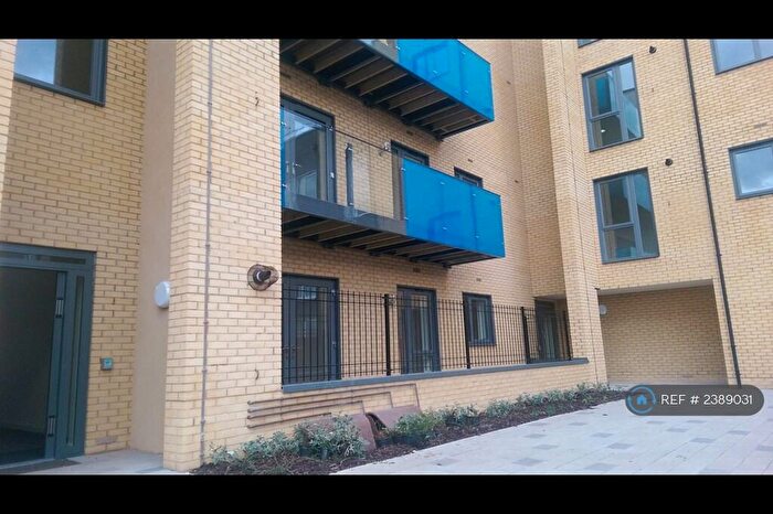 2 Bedroom Flat To Rent In Stephen Tuckwell House, Barking, IG11
