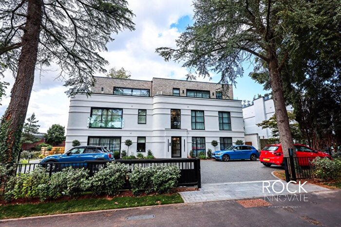 2 Bedroom Apartment To Rent In Avenue Road, Dorridge, B93