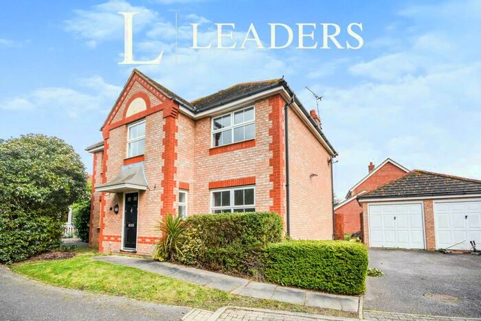 4 Bedroom Detached House To Rent In Buttercup Way, Southminster, CM0