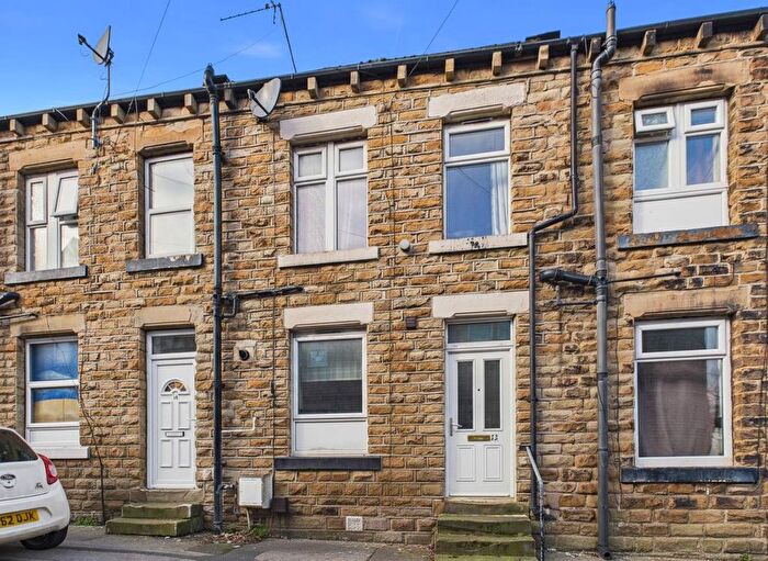2 Bedroom Terraced House To Rent In Bromley Street, Batley, WF17