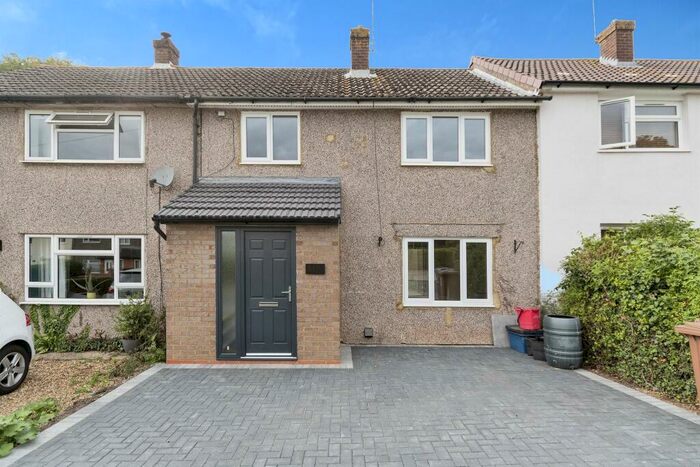 3 Bedroom House To Rent In Weston Road, Stevenage, SG1