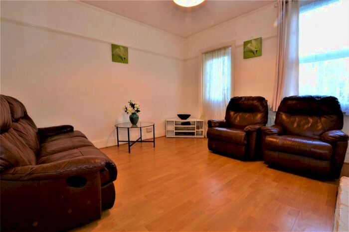 2 Bedroom Apartment To Rent In Duppas Hill Road, Croydon, CR0