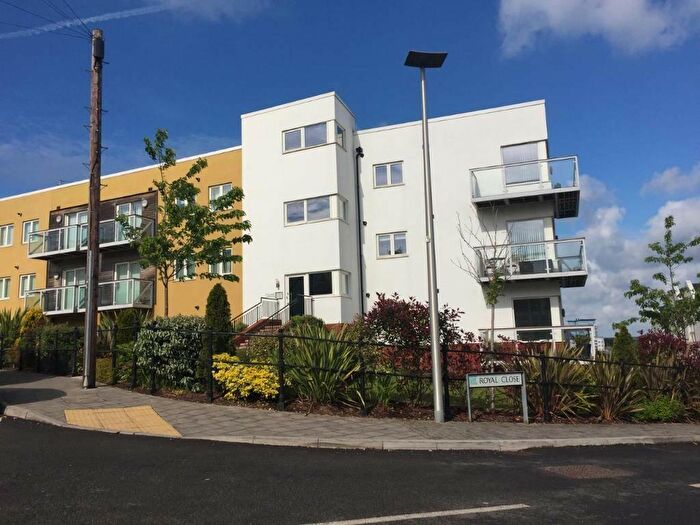 2 Bedroom Apartment To Rent In The Lodge, Paget Road, CF64