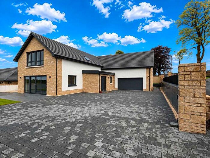 5 Bedroom Detached House For Sale In Lomond Gate, Hayhill Road, Thorntonhall, G74