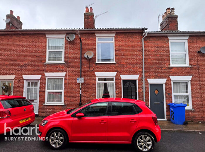 2 Bedroom Terraced House For Sale In Peckham Street, Bury St Edmunds, IP33