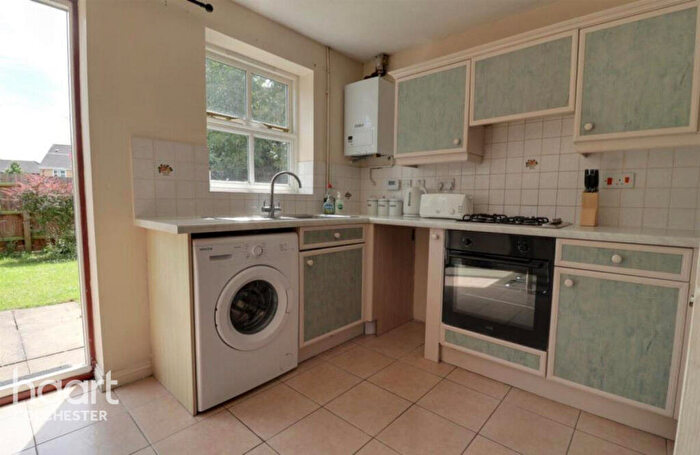 3 Bedroom Semi-Detached House To Rent In Derwent Road, Colchester, CO4