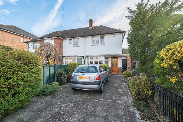 2 Bedroom House For Sale In Crescent Road, Beckenham, BR3