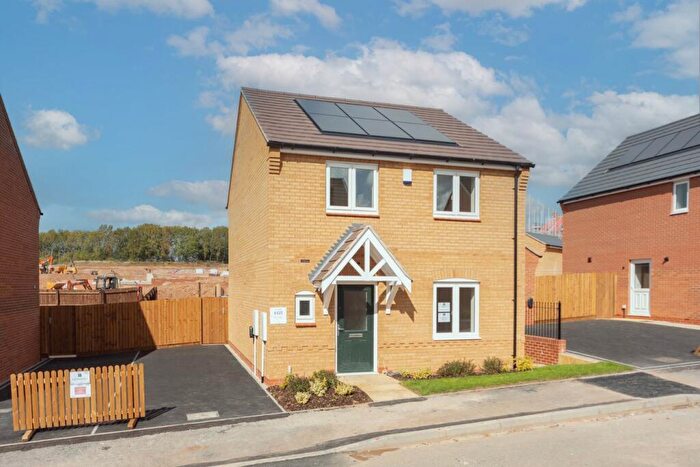 3 Bedroom Detached House For Sale In William Railton Road, Garendon Park, Loughborough, LE12
