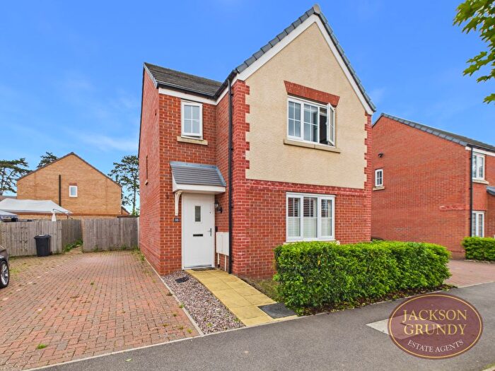 3 Bedroom Detached House For Sale In Ashton Way, Kingsthorpe, NN2