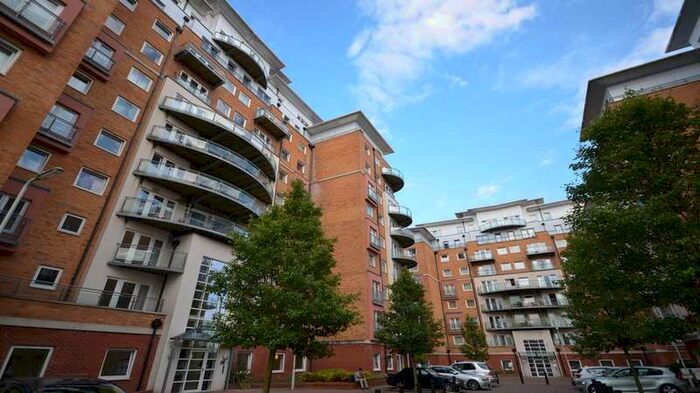 2 Bedroom Flat To Rent In Winterthur Way, RG21