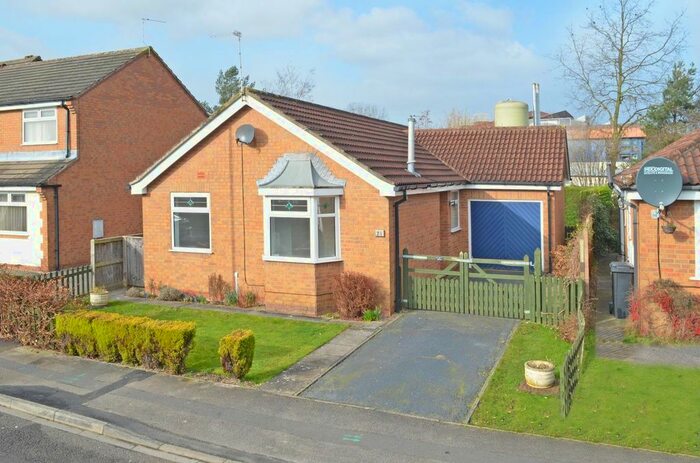 3 Bedroom Bungalow To Rent In Greystoke Road, Rawcliffe, York, YO30