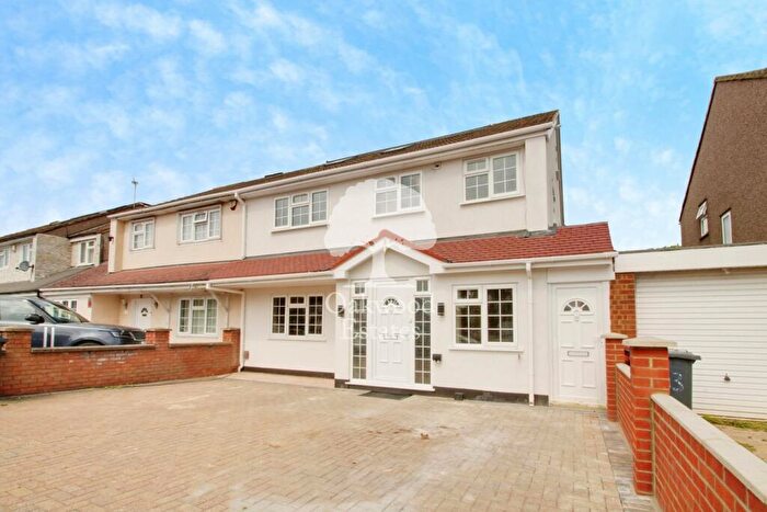 1 Bedroom House Of Multiple Occupation To Rent In Parlaunt Road, Langley, SL3