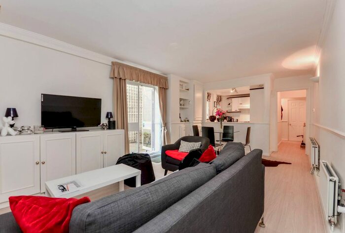 2 Bedroom Flat To Rent In Queens Gate Gardens, South Kensington, London, SW7