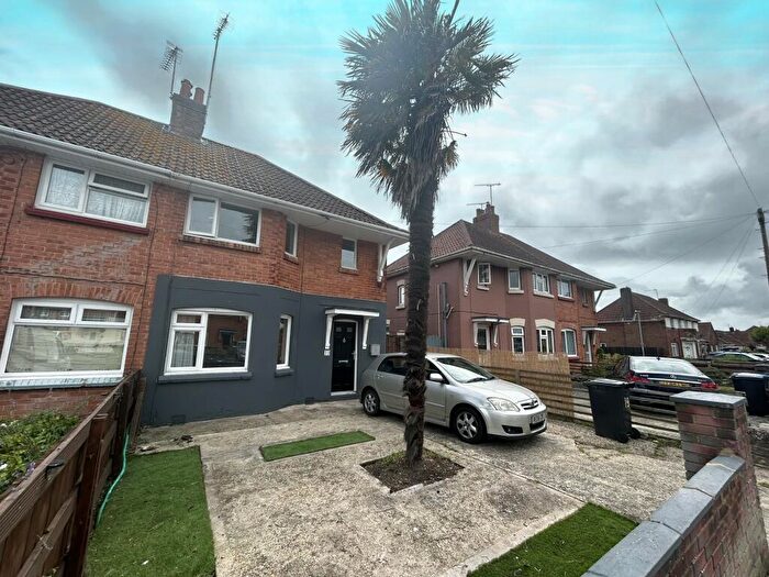 3 Bedroom House To Rent In Legion Road, Poole, BH15