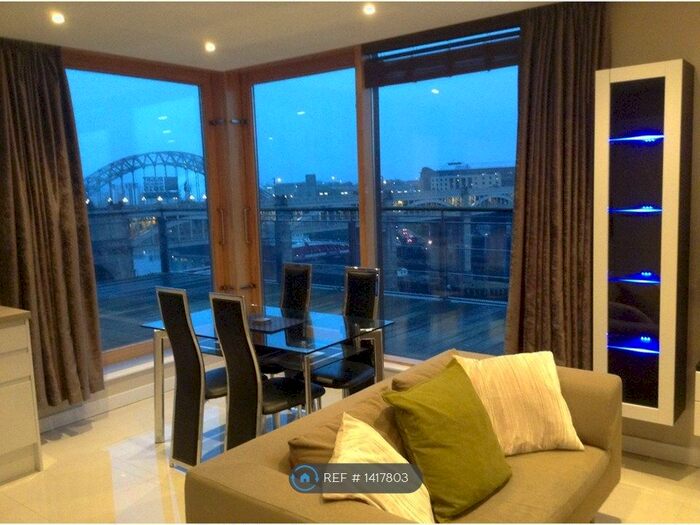 2 Bedroom Flat To Rent In Clavering Place, Newcastle Upon Tyne, NE1