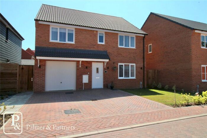 5 Bedroom Detached House For Sale In Johnsons Way, Leiston, Suffolk, IP16