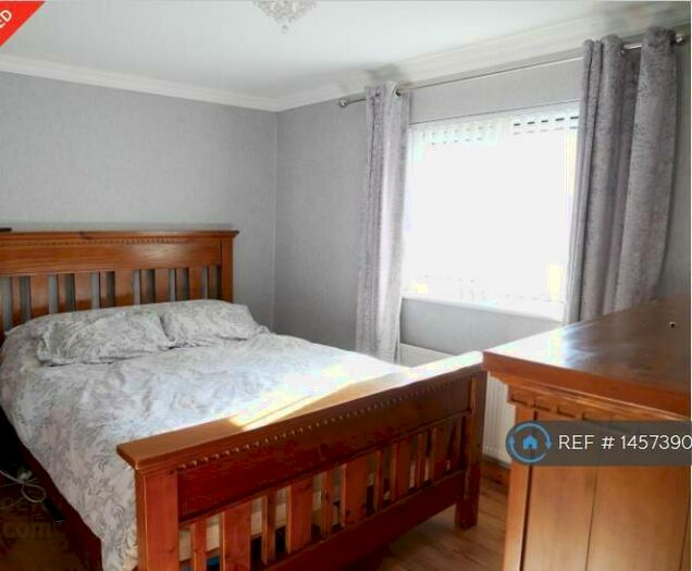 3 Bedroom Semi-Detached House To Rent In Corban Avenue, Enniskillen, BT74