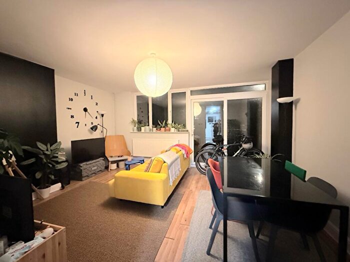 3 Bedroom Maisonette To Rent In Hassett Road, Homerton, E9