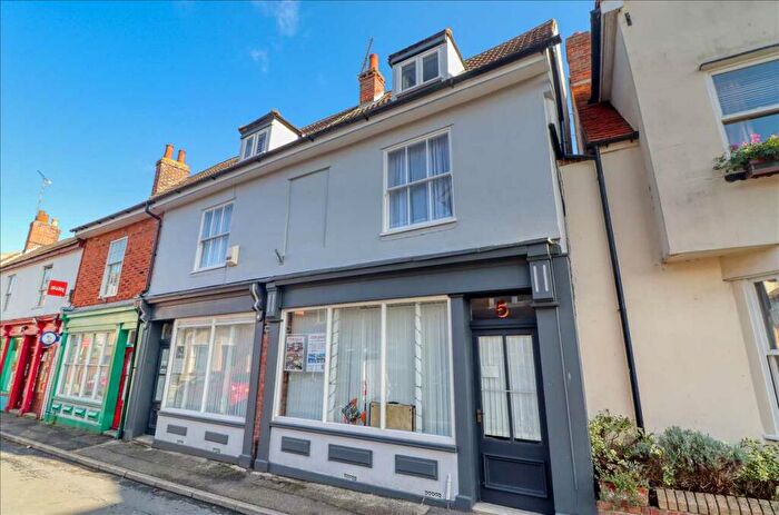 3 Bedroom House For Sale In Market Street, Harwich, CO12