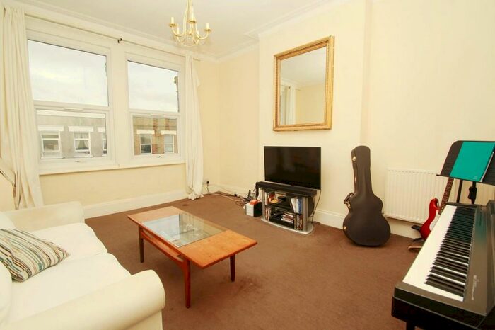 1 Bedroom Apartment To Rent In Chamberlayne Road, Kensal Rise, NW10