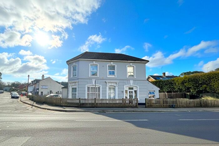 2 Bedroom Flat For Sale In Station Approach, Ash Vale, Surrey, GU12