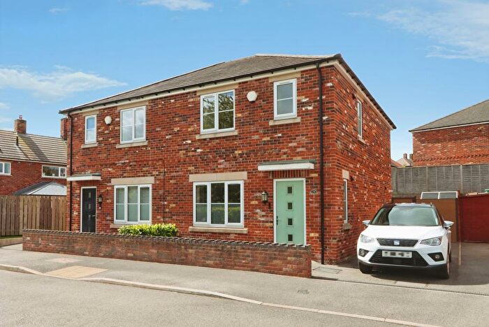 3 Bedroom Semi Detached House For Sale In Thornbridge Lane, Sheffield, South Yorkshire, S12