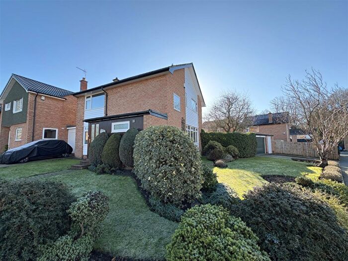 3 Bedroom Detached House To Rent In Treelands, Darlington, DL3