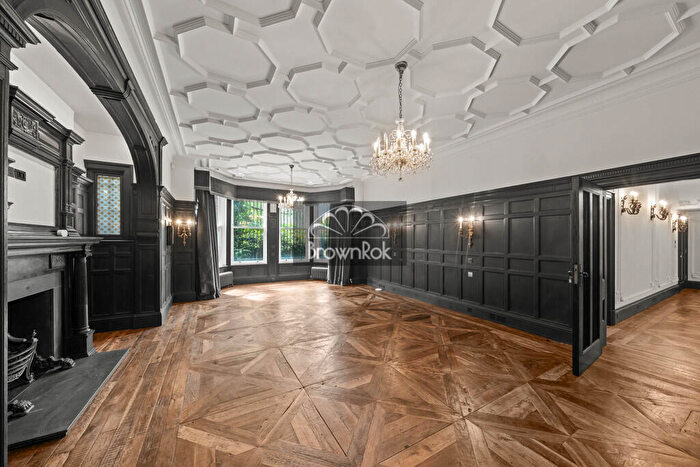 4 Bedroom Apartment To Rent In Wedderburn Road, Hampstead, London, NW3