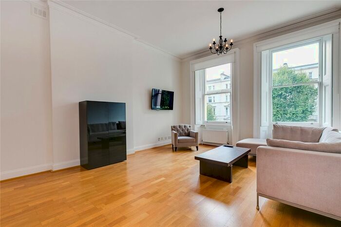 3 Bedroom Flat To Rent In Queens Gate, South Kensington, SW7