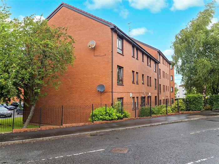 2 Bedroom Flat For Sale In Burnhill Quadrant, Rutherglen, Glasgow, South Lanarkshire, G73