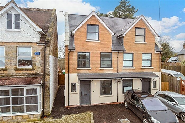 3 Bedroom Semi-Detached House For Sale In Whitehill Road, Crowborough, East Sussex, TN6