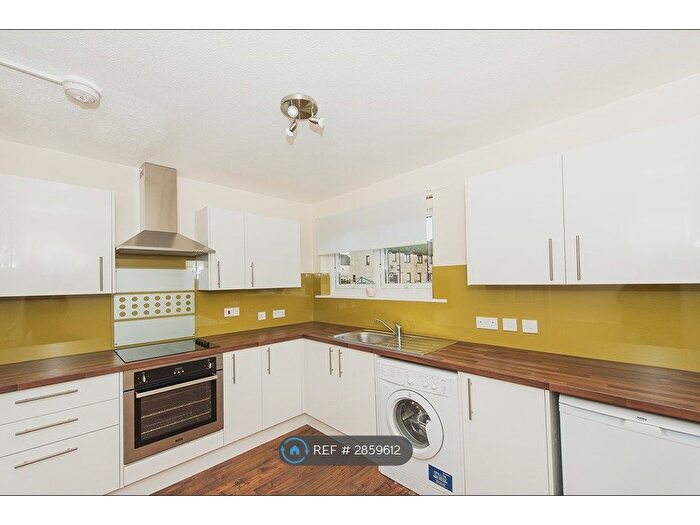 1 Bedroom Flat To Rent In Lewis Road, Aberdeen, AB16