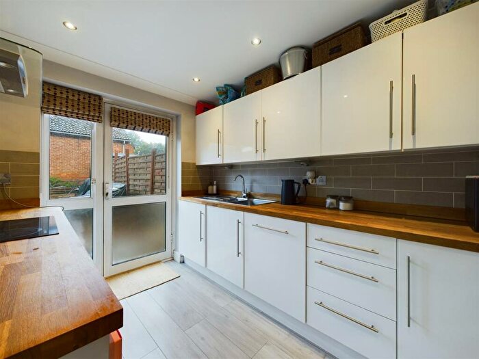 3 Bedroom Terraced House For Sale In Coalport Way, Tilehurst, Reading, RG30