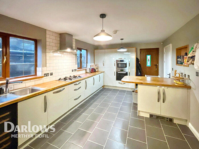 6 Bedroom Detached House For Sale In Upper High Street, Merthyr Tydfil, CF48