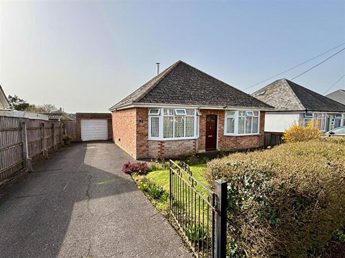 2 Bedroom Detached Bungalow For Sale In Glebe Road, Lytchett Matravers, Poole, BH16