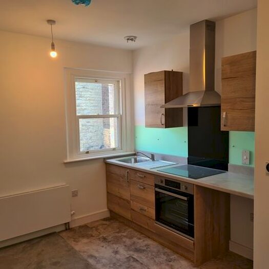 1 Bedroom Flat To Rent In Flat, Market St, Bacup, OL13