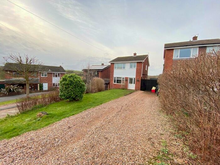 3 Bedroom House To Rent In Glebe Road, Thringstone, LE67