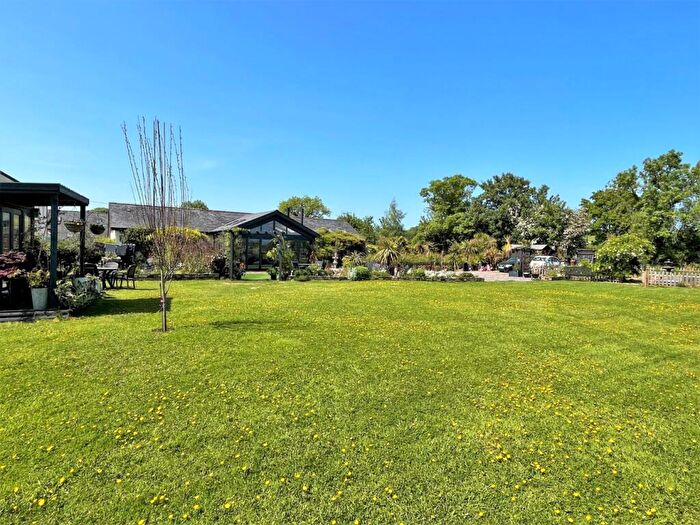 4 Bedroom Bungalow For Sale In Willand Road, Halberton, Tiverton, Devon, EX16