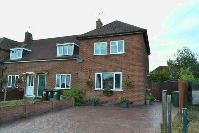 3 Bedroom Semi-Detached House To Rent In Clifton Square, Corby, NN17