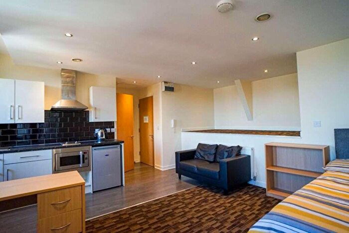 Studio To Rent In Flat, Gladstone Buildings, St James Row, S1