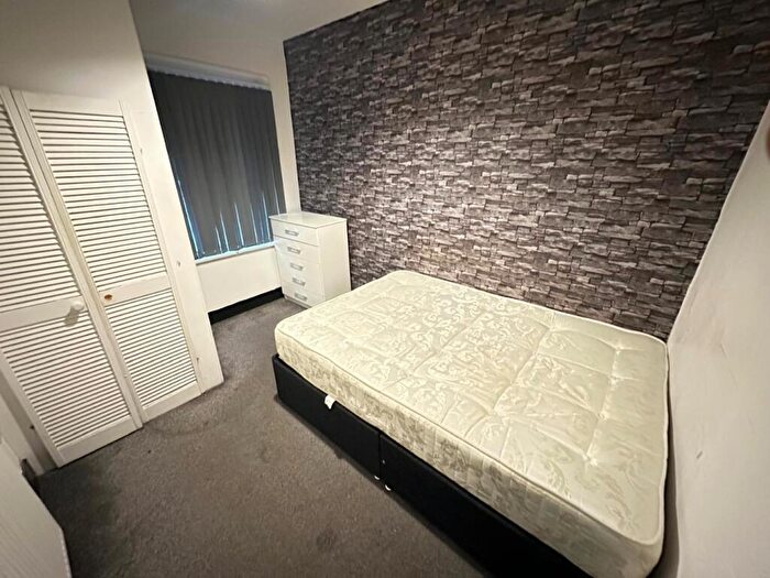 Studio To Rent In Rm, Baker Street, Luton, Bedfordshire, LU1