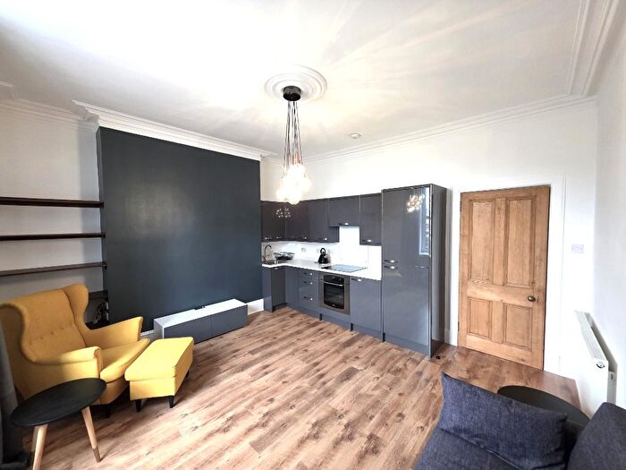 1 Bedroom Flat To Rent In Holburn Street, City Centre, Aberdeen, AB10
