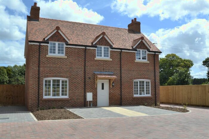 4 Bedroom Detached House To Rent In Hermitage, Berkshire, RG18