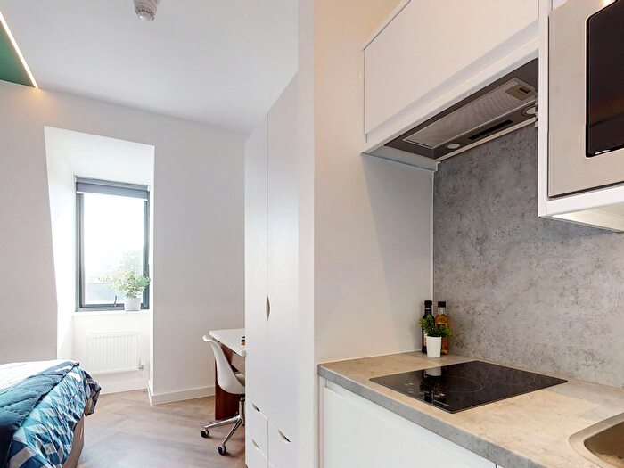 Studio To Rent In Apt, Castello Court #, W9
