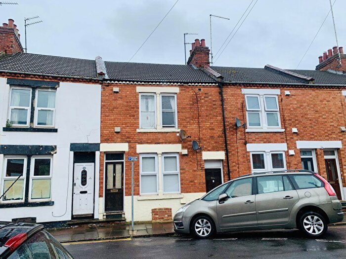 1 Bedroom Flat To Rent In Victoria Gardens, Northampton, NN1