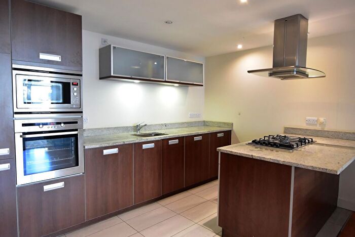 2 Bedroom Flat To Rent In Pulse Apartments, Lymington Road, London, NW6