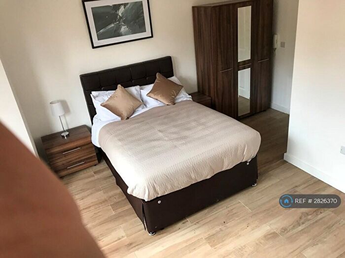 Studio To Rent In Hughenden Road, High Wycombe, HP13