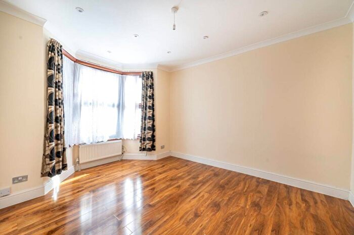 6 Bedroom Terraced House To Rent In Altmore Avenue, East Ham, London, E6